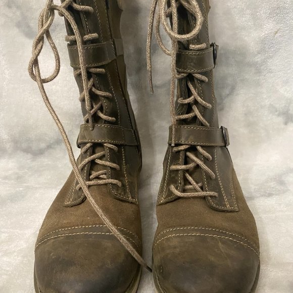 L.L. Bean Brown Lace Up Boots - Picture 3 of 6